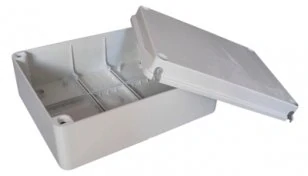 Rozbočovací krabice s ploch. víkem, IP56, 150x110x70mm