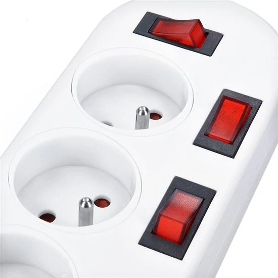 5z prodlužovací přívod, 3m, 3 x 1mm2, bílý, 6x vypínač