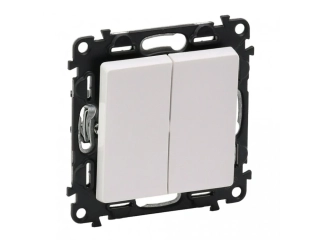 VALL BÍLÁ SÉRIOVÝ SPÍNAČ Č.5