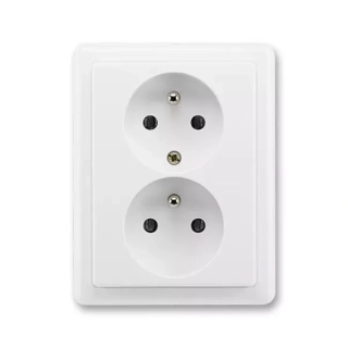 Zásuvka dvojnásobná, bílá, CLASSIC